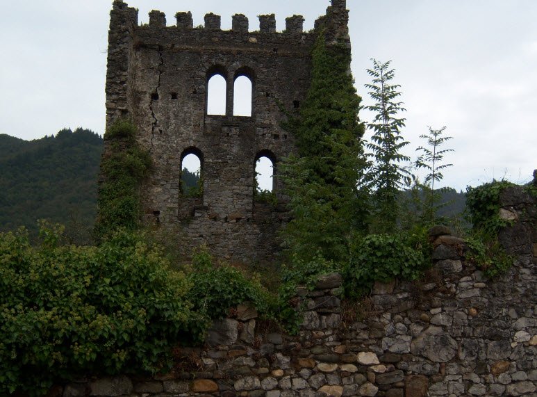 Soto de Aller Castle, Spain